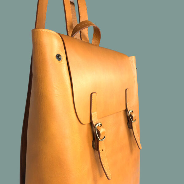 BACKPACK BACKY, CAMEL