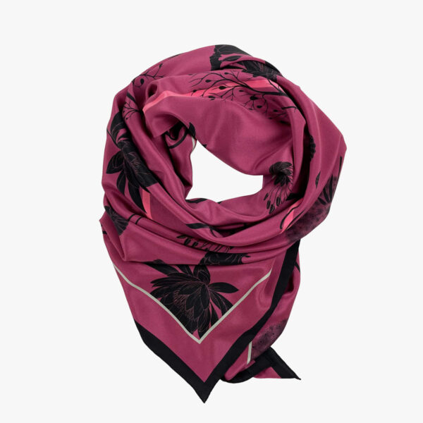 FREIFORM FOULARD, FLOW ROT